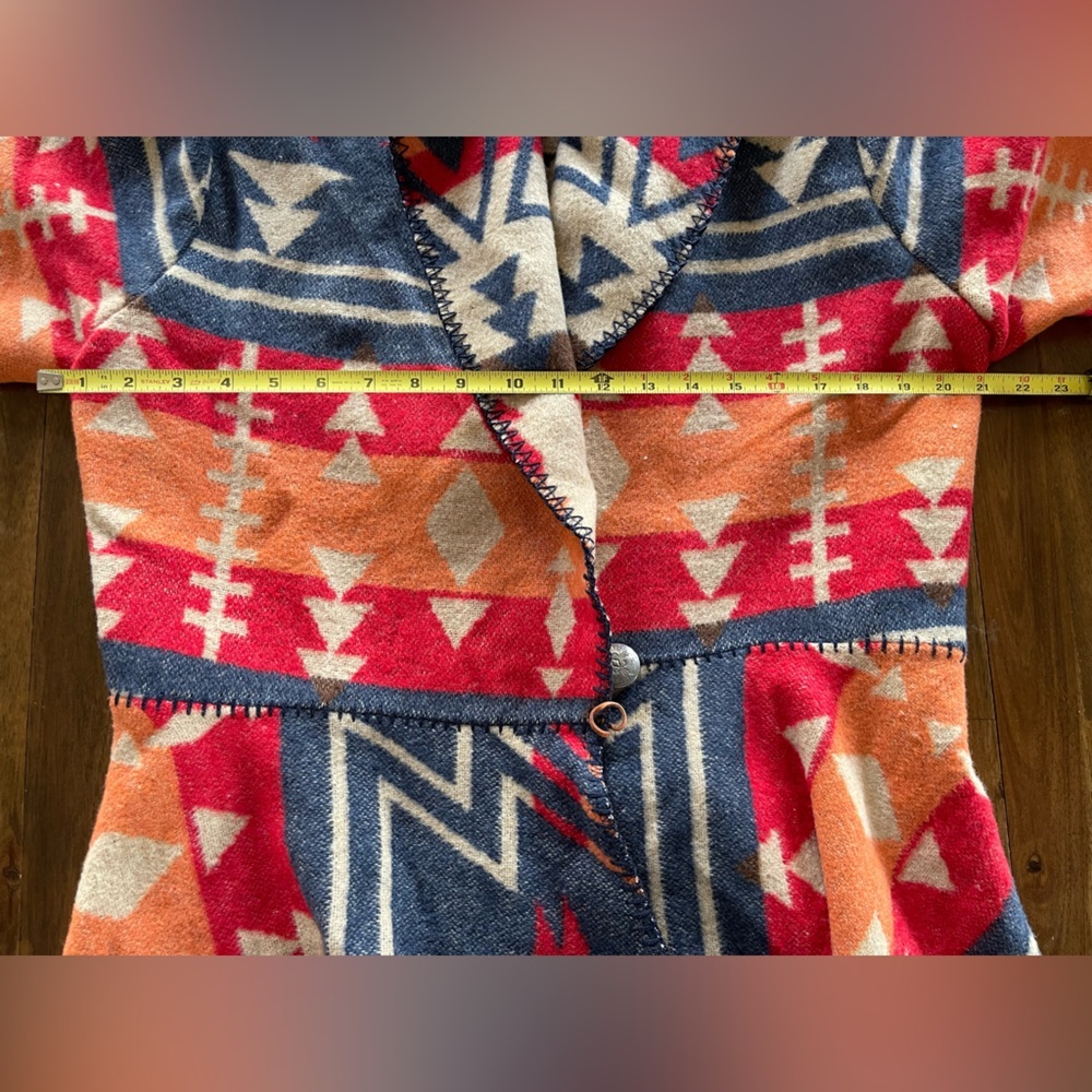 NEW Rhonda Stark denim Zuni flounce wrap wool blend Aztec pattern - Picture 3 of 10
